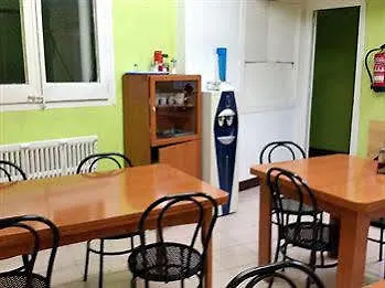 شقة Residencia Universitaria San Marius- Muntaner برشلونة