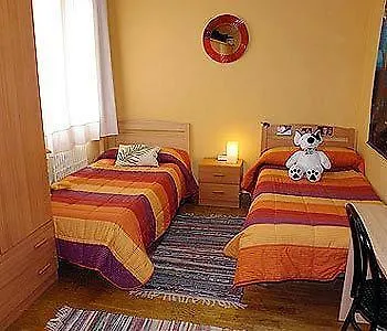 Residencia Universitaria San Marius- Muntaner Barcelona España