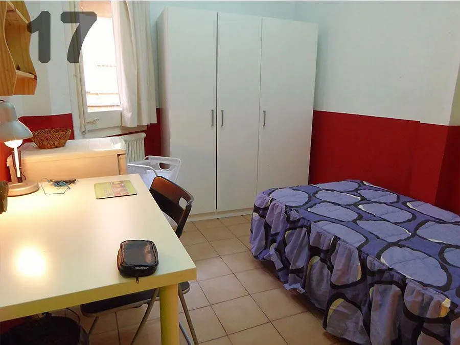 Residencia Universitaria San Marius- Muntaner Barcelona Apartamento