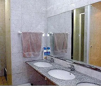 Apartment Residencia Universitaria San Marius- Muntaner Barcelona